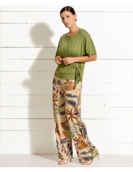 MAGLIA CON NODO MEZZA MANICA