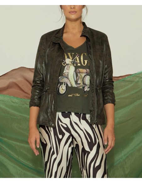 T-SHIRT A V MORE BY SISTE`S