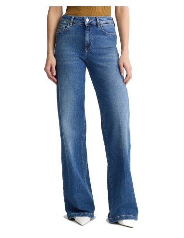 JEANS FLARE CON CINTURA