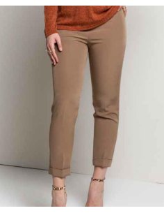 PANTALONE CON RISVOLTO 2