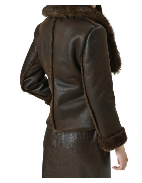 GIACCA CORTA EFFETTO MONTONE