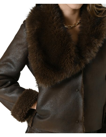 GIACCA CORTA EFFETTO MONTONE