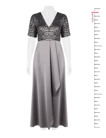 ABITO LUNGO A RUOTA CURVY IN RASO