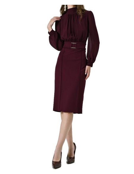 ABITO A TUBINO CON FIBBIA GEOMETRICA