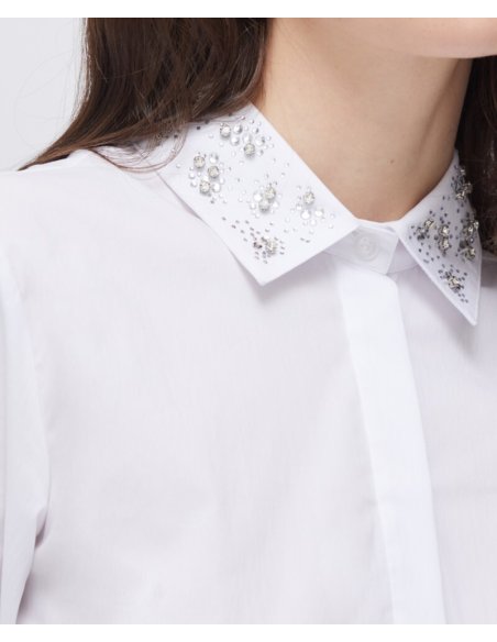 CAMICIA CON RICAMI GIOIELLO
