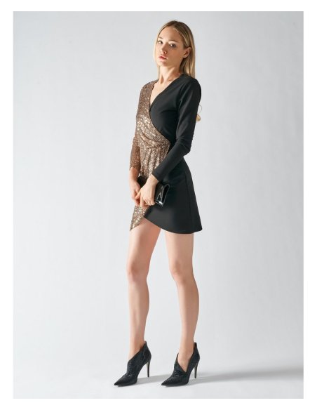 MINI ABITO RICAMATO AD INCOCIO